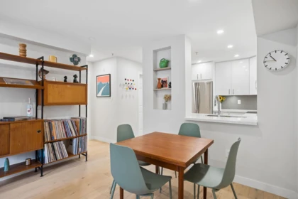 101 1099 E Broadway, Vancouver, BC, Vancouver — Apartment/Condo for sale