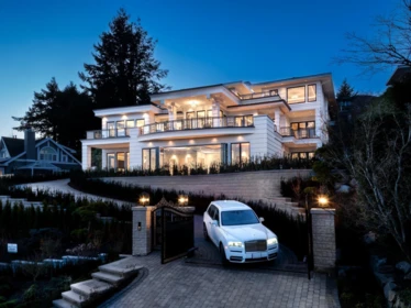 835 Farmleigh Road, West Vancouver, BC, West Vancouver — Single Family Residence for sale