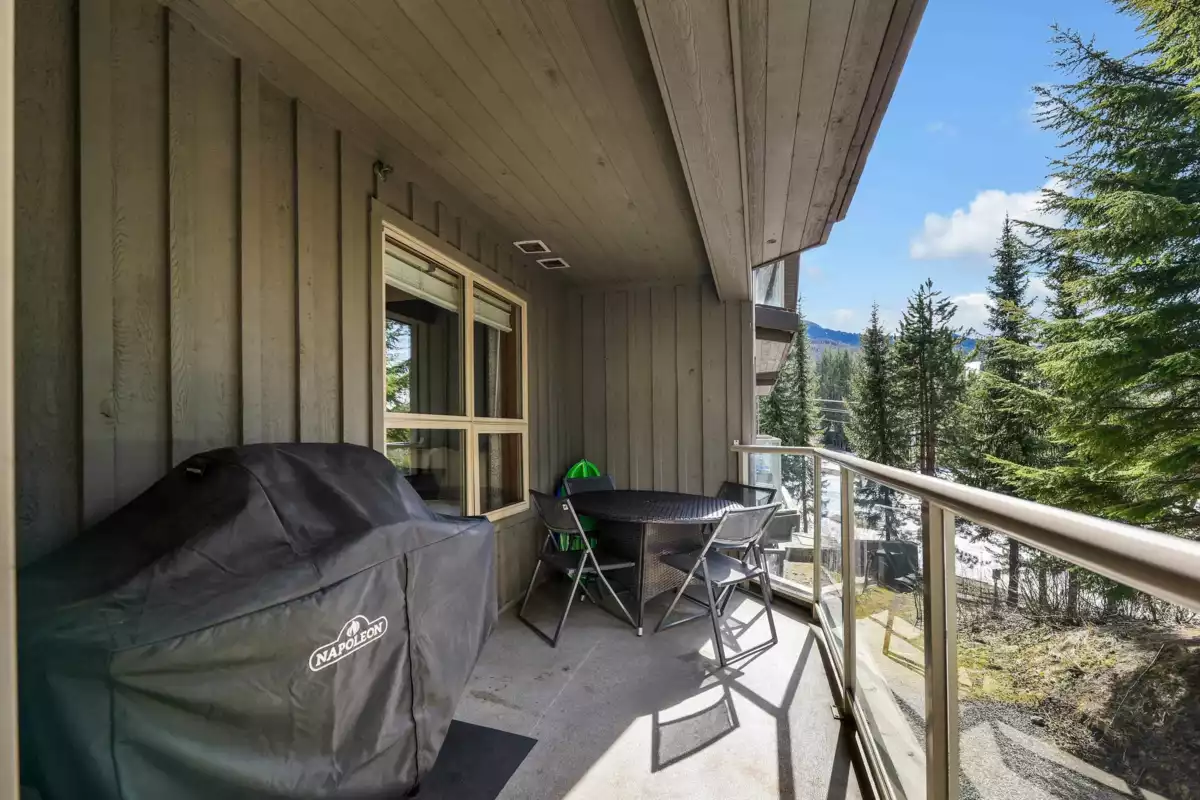 Living Room Photo of 212 4800 Spearhead Drive, Whistler, BC