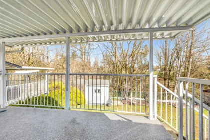 Garden / Landscaping Photo of 2 3770 Clearbrook Road, Abbotsford, BC