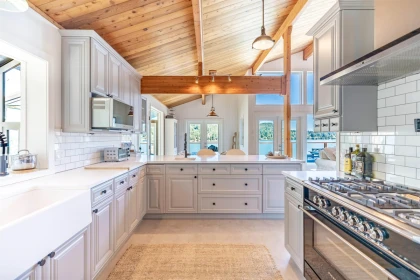 Breakfast Nook Photo of 379 Mary Ann Point Road, Galiano Island, BC
