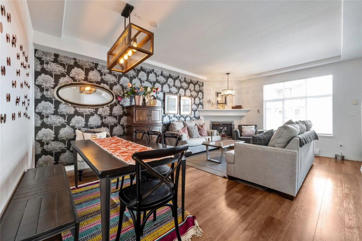 Living Room Photo of 37 16760 61 Avenue, Surrey, BC