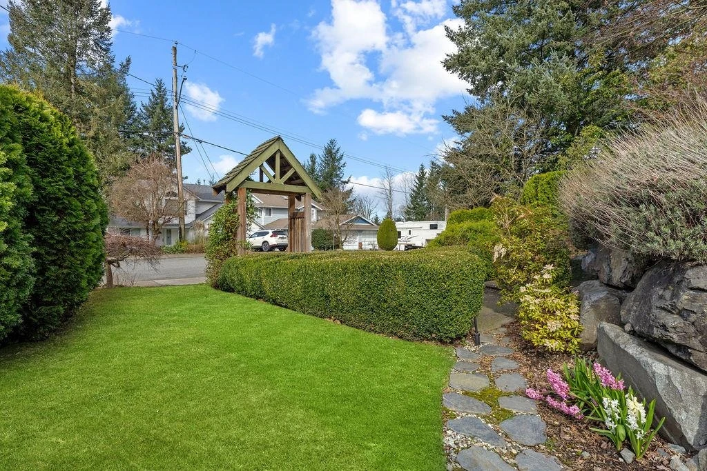 Exterior Rear Photo of 1 3008 Ash Street, Abbotsford, BC