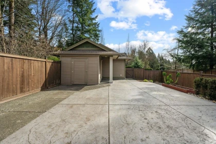 Front Yard Photo of 1 3008 Ash Street, Abbotsford, BC