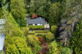 2912 Rosebery Avenue, West Vancouver, BC