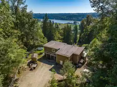 30356 Gunn Avenue, Mission, BC, Mission — Single Family Residence for sale