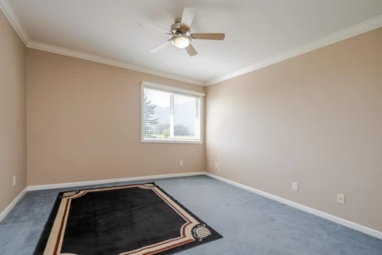 Hallway Photo of 5007 Boundary Road, Abbotsford, BC