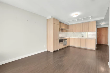 1605 8833 Hazelbridge Way, Richmond, BC, Richmond — Apartment/Condo for sale