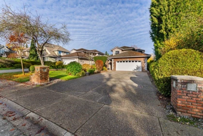16545 10 Avenue, Surrey, BC, Surrey — Single Family Residence for sale