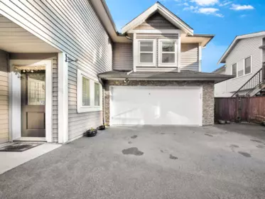 Hot Tub / Spa Photo of 2 20209 98a Avenue, Langley, BC