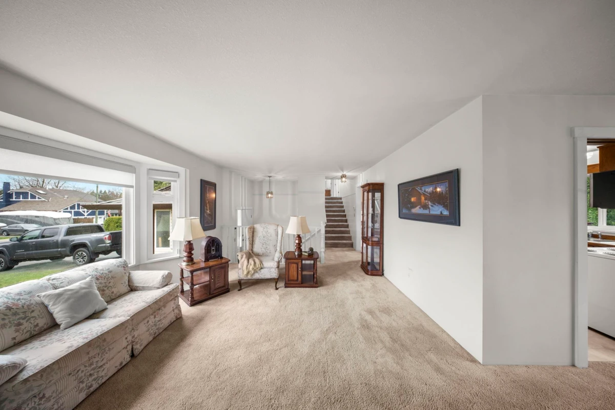 Dining Area Photo of 11854 Blakely Road, Pitt Meadows, BC