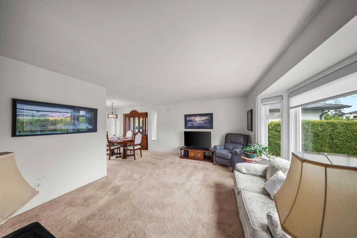 Living Room Photo of 11854 Blakely Road, Pitt Meadows, BC
