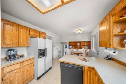 Primary Bathroom Photo of 11854 Blakely Road, Pitt Meadows, BC