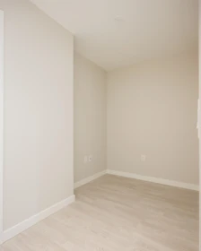 Loft / Bonus Room Photo of 414 110 E 17th Street, North Vancouver, BC