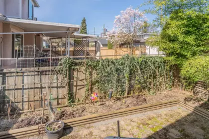 Outdoor Patio Photo of 6085 Quebec Street, Vancouver, BC