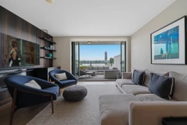 TH210 210 Salter Street, New Westminster, BC