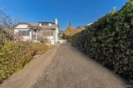 2317 Kings Avenue, West Vancouver, BC