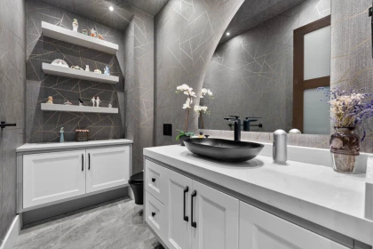 Mudroom Photo of 5720 Woodwards Road, Richmond, BC