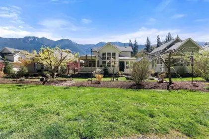 Hot Tub / Spa Photo of 43359 Old Orchard Lane, Lindell Beach, BC