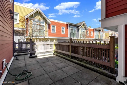 Entry Foyer Photo of 4762 48b Street, Ladner, BC