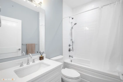 Primary Bathroom Photo of 4762 48b Street, Ladner, BC