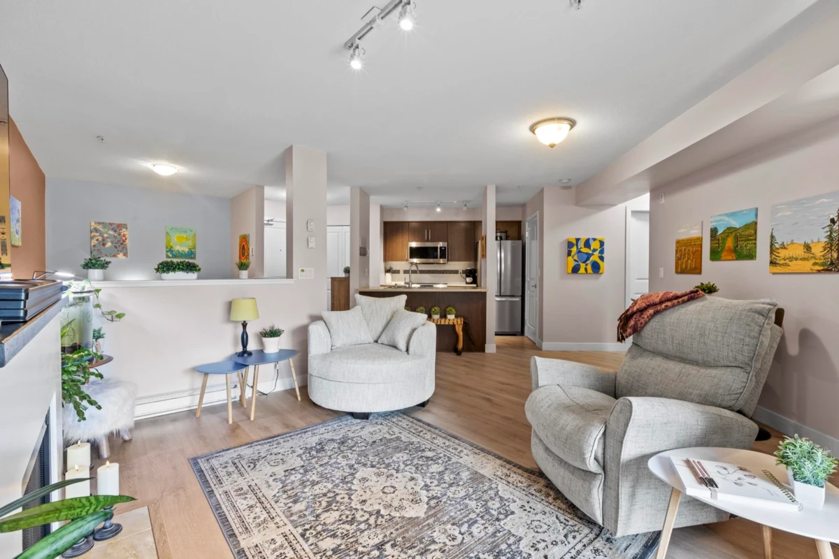 Dining Area Photo of 302 12248 224 Street, Maple Ridge, BC