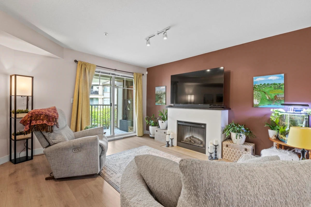 Living Room Photo of 302 12248 224 Street, Maple Ridge, BC