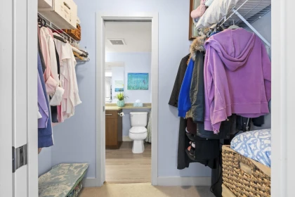 Guest Bathroom Photo of 302 12248 224 Street, Maple Ridge, BC