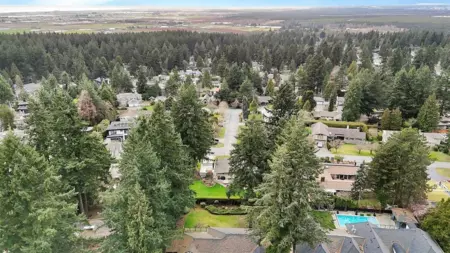 6572 Kempson Crescent, Delta, BC, Delta — Single Family Residence for sale