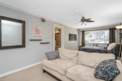 Aerial View of 27366 32a Avenue, Langley, BC