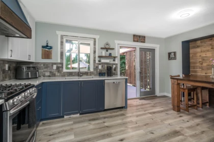 Garage Interior Photo of 27366 32a Avenue, Langley, BC