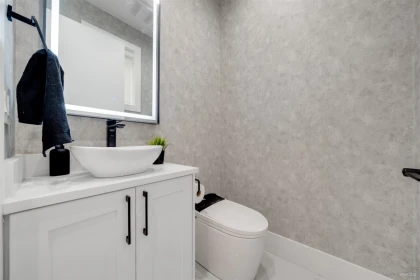 Powder Room Photo of 1 4463 Walden Street, Vancouver, BC