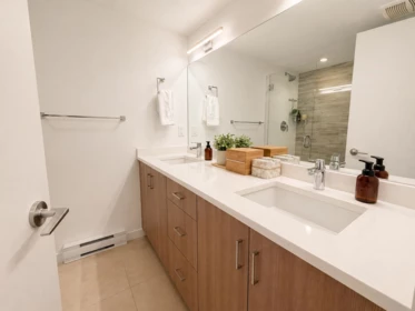Walk-In Closet Photo of 60 39769 Government Road, Squamish, BC