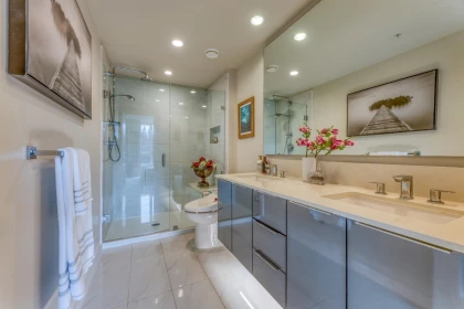 Primary Bathroom Photo of 1004 3100 Windsor Gate, Coquitlam, BC
