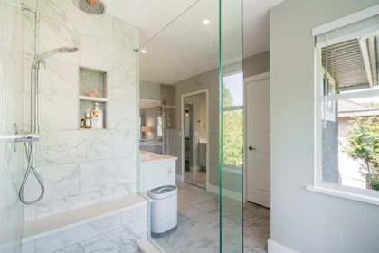 Entry Foyer Photo of 6336 190 Street, Surrey, BC