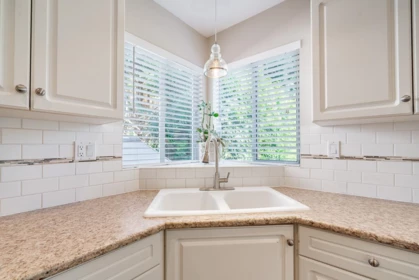 Primary Bathroom Photo of 6336 190 Street, Surrey, BC
