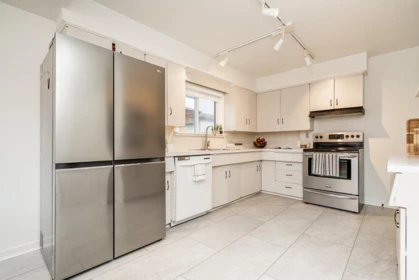 Breakfast Nook Photo of 134 W 40th Avenue, Vancouver, BC