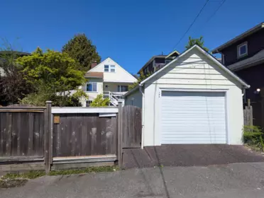 Street View Photo of 134 W 40th Avenue, Vancouver, BC