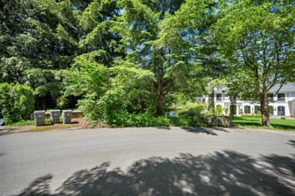 Basement Recreation Room Photo of 14069 26a Avenue, Surrey, BC