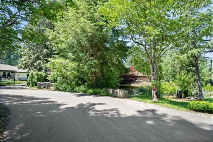 Office / Den Photo of 14069 26a Avenue, Surrey, BC