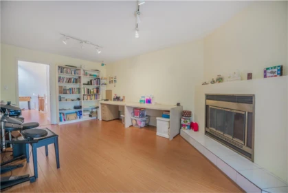 Kitchen Island Photo of 7932 Rosewood Street, Burnaby, BC