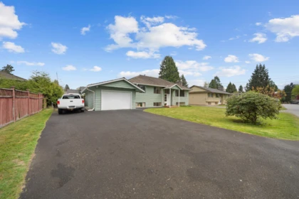 11688 Darby Street, Maple Ridge, BC, Maple Ridge — Single Family Residence for sale