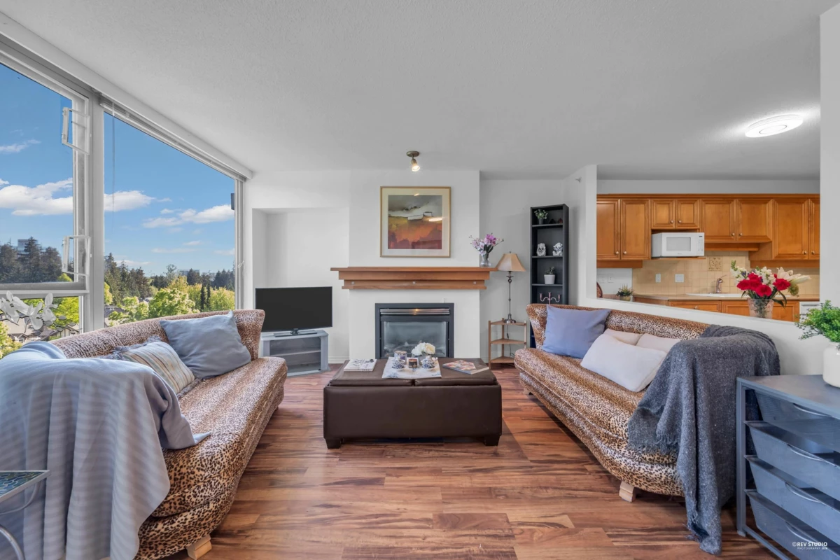 Family Room Photo of 707 5639 Hampton Place, Vancouver, BC
