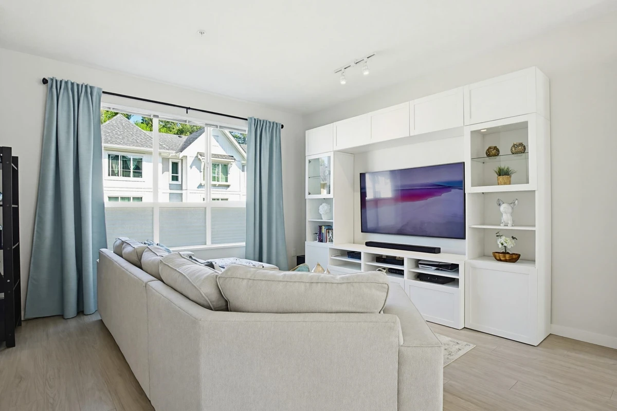 Living Room Photo of 95 8335 Nelson Street, Mission, BC