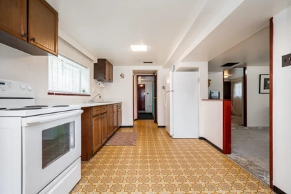 Entry Foyer Photo of 1049 E 11th Avenue, Vancouver, BC