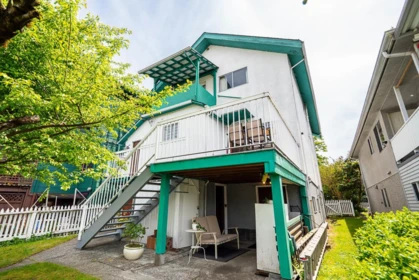 Hot Tub / Spa Photo of 1049 E 11th Avenue, Vancouver, BC