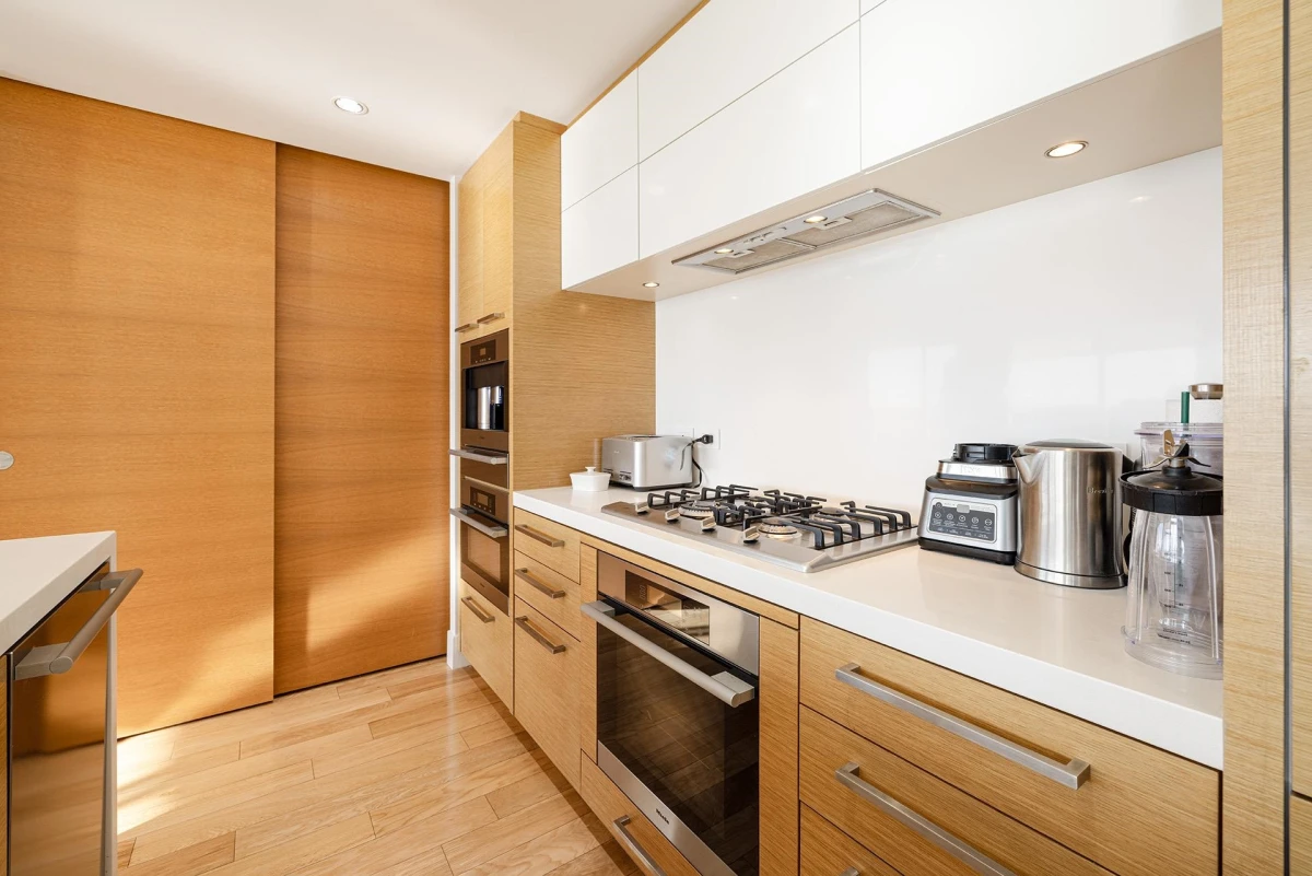 Family Room Photo of 3001 667 Howe Street, Vancouver, BC