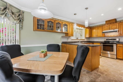 Pantry Photo of 1 2988 Horn Street, Abbotsford, BC