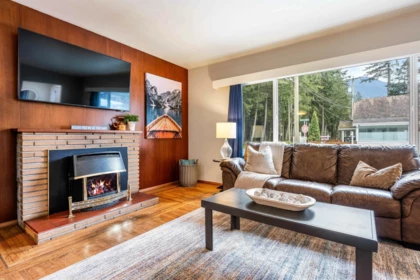 Primary Bedroom Photo of 404 Birch Street, Cultus Lake, BC