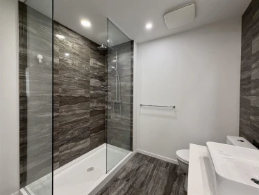 Walk-In Closet Photo of 3403 1888 Gilmore Avenue, Burnaby, BC